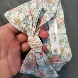 Swaddle & matching bow